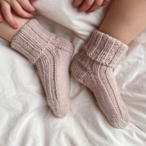 PetiteKnit - Sunday socks junior (Let op! Papieren, Engelstalige versie!)