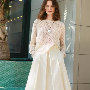Sandnes Garn - Los patroon 2404-04 Mathea Sweater (Let op! Engelstalig en papieren versie!)